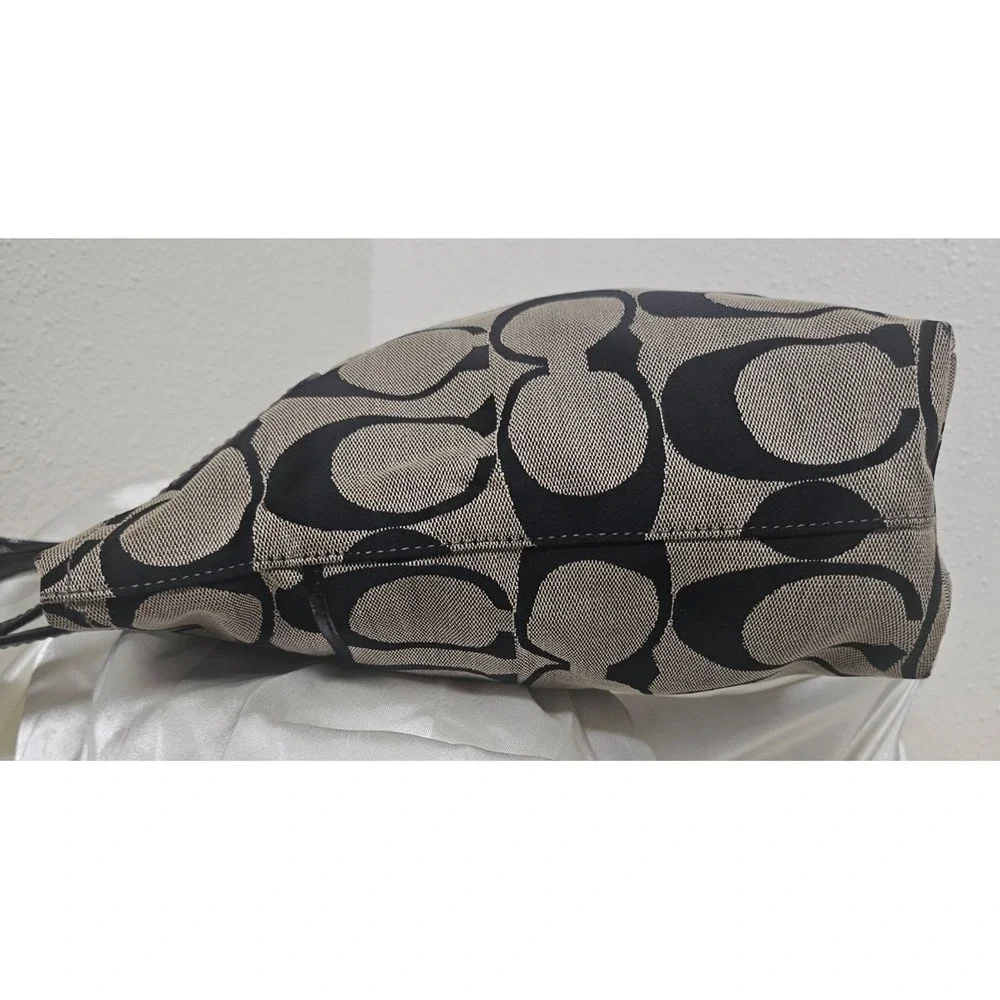 Coach authentic signature